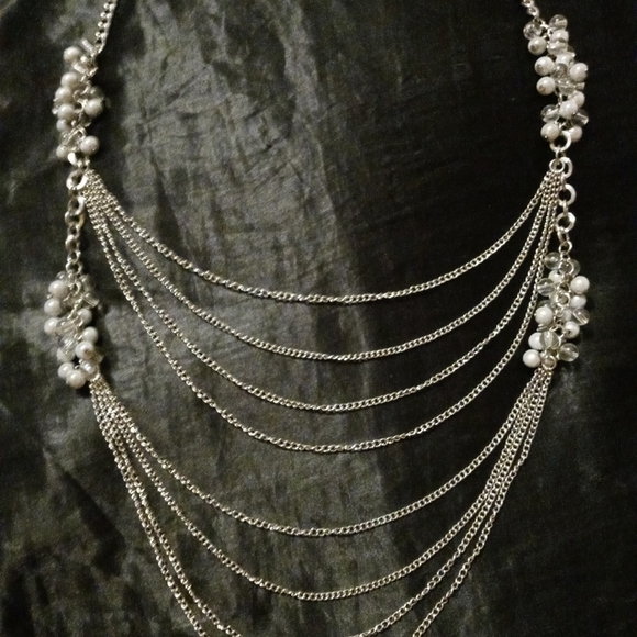 🎉Silver Tone Multi Layer Chain Necklace - Picture 2 of 8